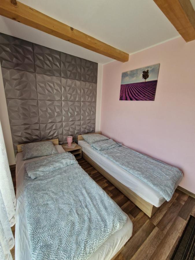 Stara Kuznia Radkow Hotell Exteriör bild